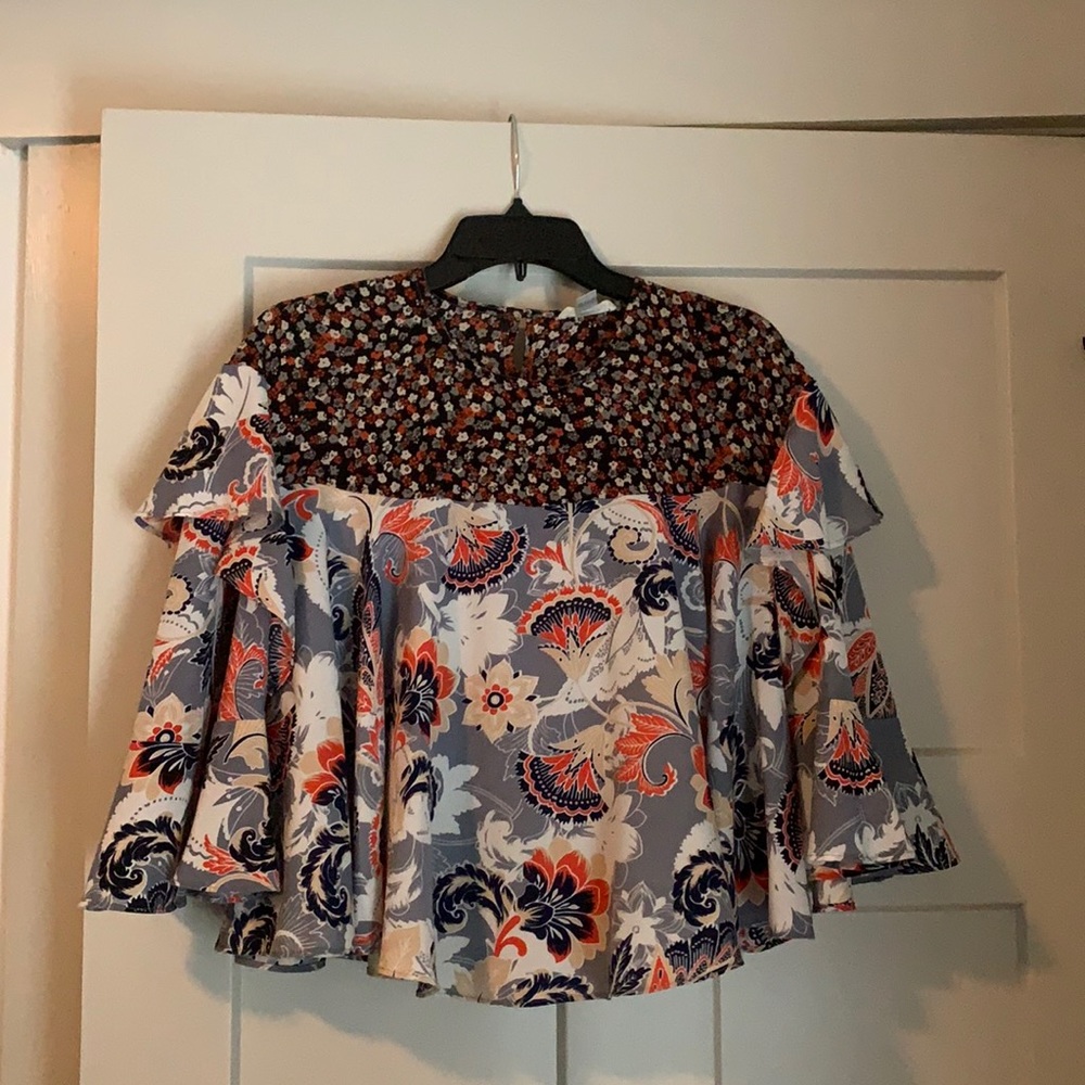 Cousin earl floral blouse